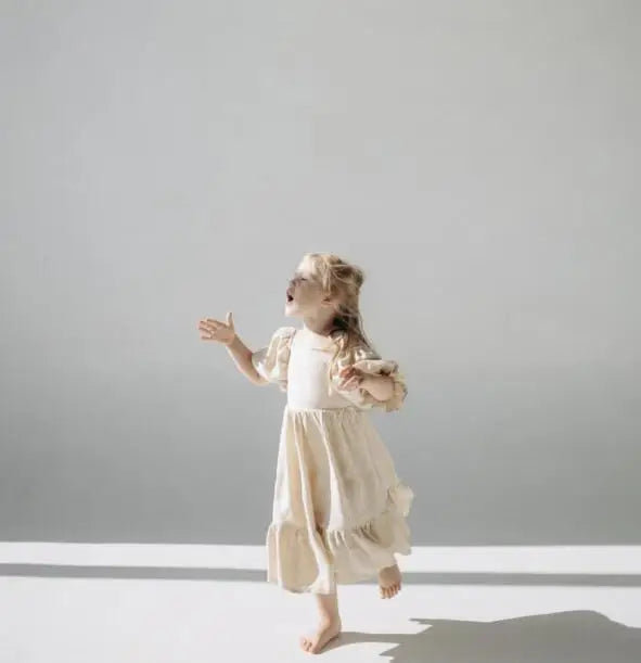 Children Clothing  Girls Dress 2023 Summer Cotton and Linen Back Adjustment Bubble Sleeve Princess Sweet Simple Dress for Girls