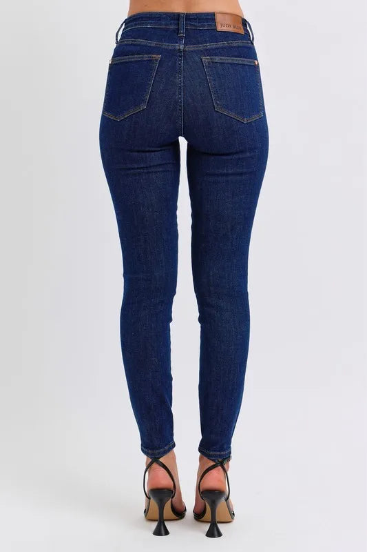 aa9a61816e0b48ebb4b493a59680764b-Max-Origin