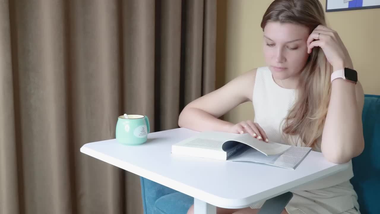 Small Mobile Rolling Standing Desk - Overbed Table, Teacher Podium with Wheels, Adjustable Work Table, Rolling Desk Laptop Computer Cart for Home, Office, Classroom